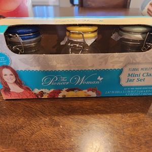 Pioneer Woman & Rachael Ray kitchen gadgets